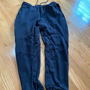American eagle joggers